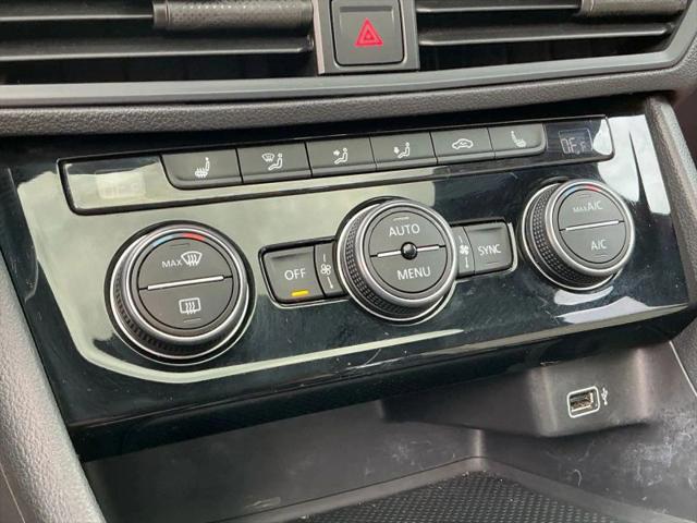 2019 Volkswagen Jetta 1.4T R-Line