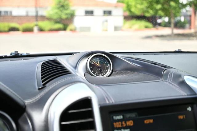 2016 Porsche Cayenne GTS