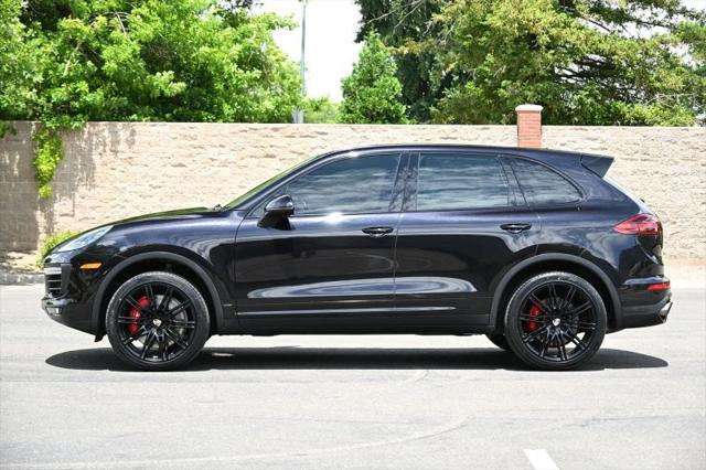 2015 Porsche Cayenne Turbo