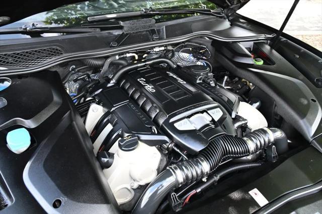 2015 Porsche Cayenne Turbo