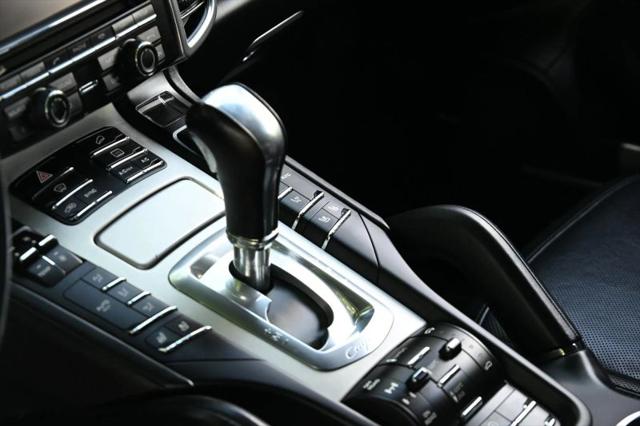2015 Porsche Cayenne Turbo