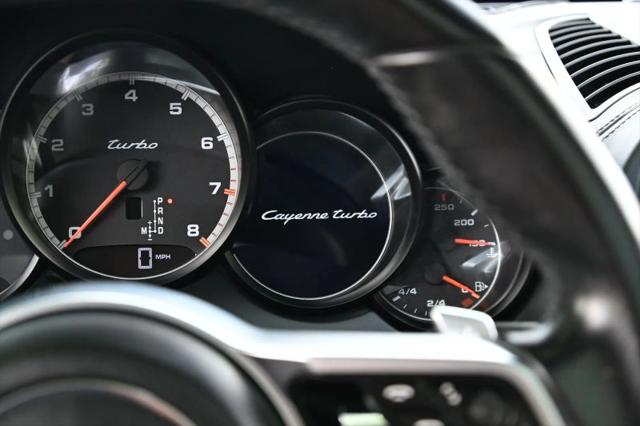 2015 Porsche Cayenne Turbo