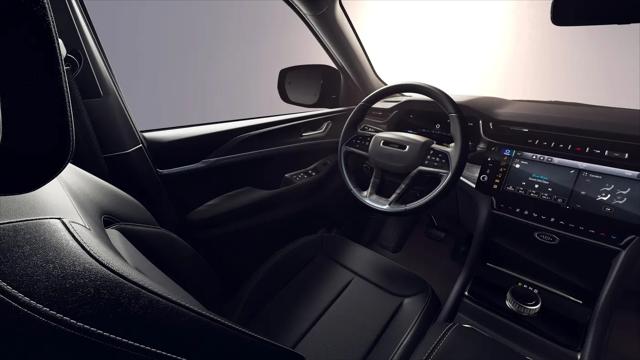 2026 Jeep Grand Cherokee L Altitude 4x4