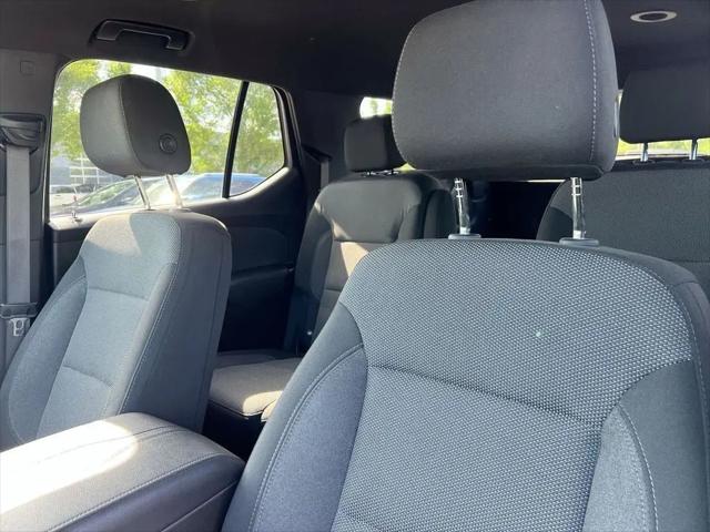 2023 Chevrolet Traverse FWD LT Cloth