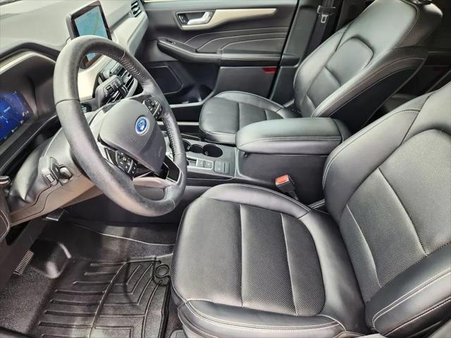 2021 Ford Escape SEL