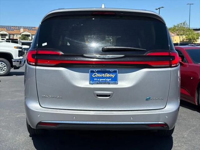 2021 Chrysler Pacifica Hybrid Touring L