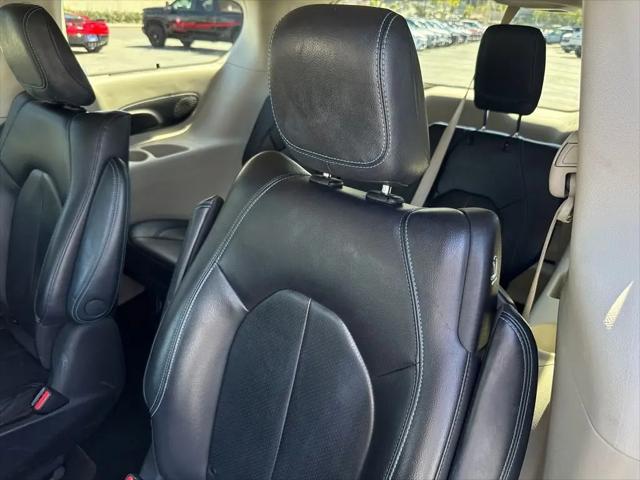 2021 Chrysler Pacifica Hybrid Touring L