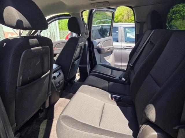 2013 Chevrolet Suburban LS