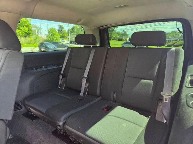 2013 Chevrolet Suburban LS