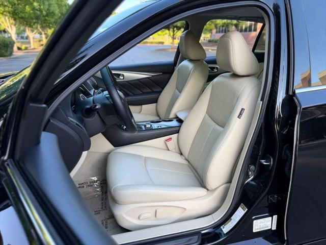 2020 INFINITI Q50 LUXE