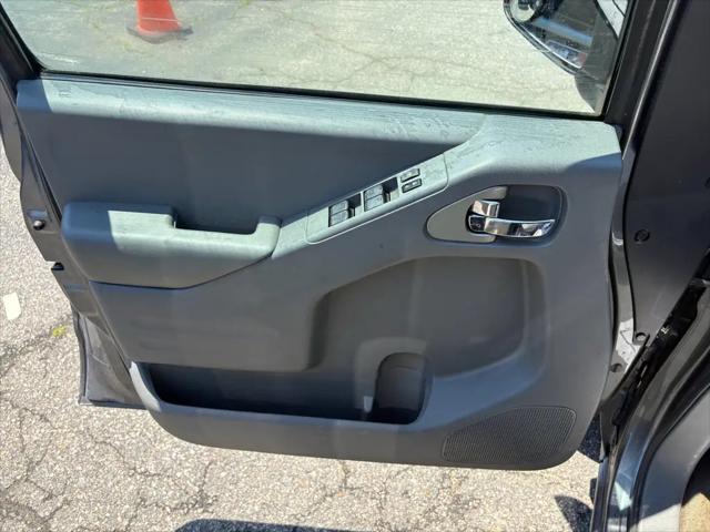 2016 Nissan Frontier SV