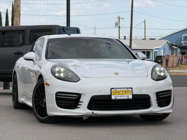 2015 Porsche Panamera GTS