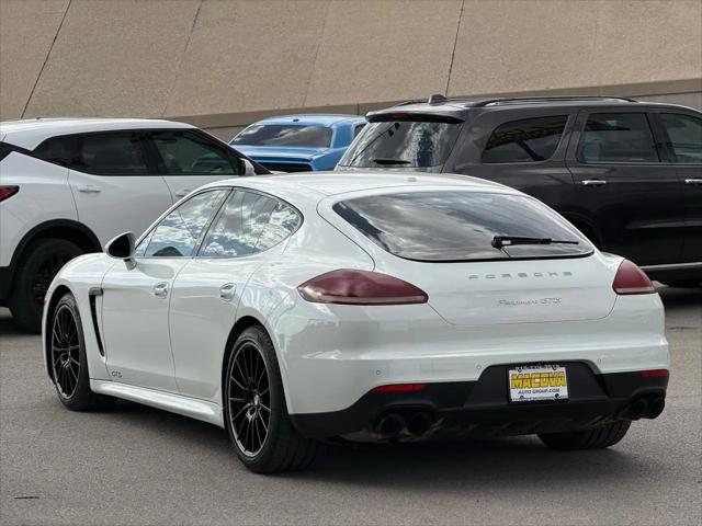 2015 Porsche Panamera GTS
