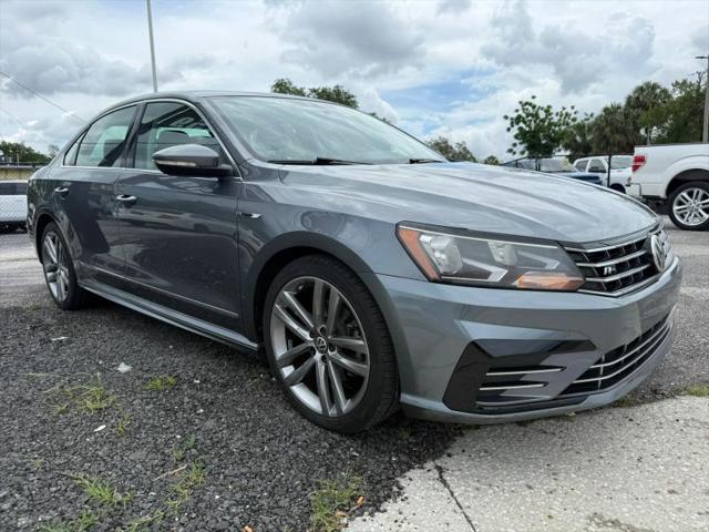 2017 Volkswagen Passat 1.8T R-Line