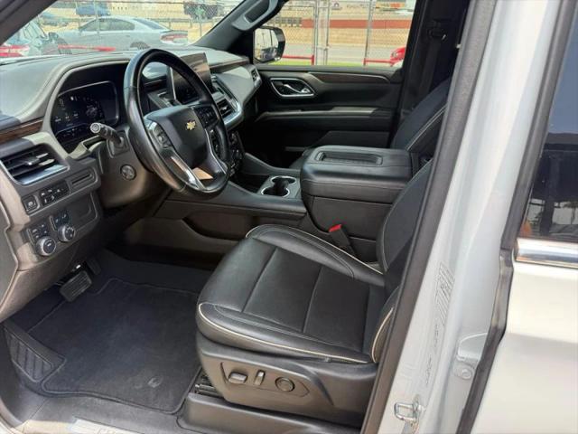 2023 Chevrolet Suburban 4WD Premier