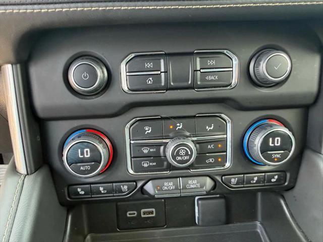 2023 Chevrolet Suburban 4WD Premier