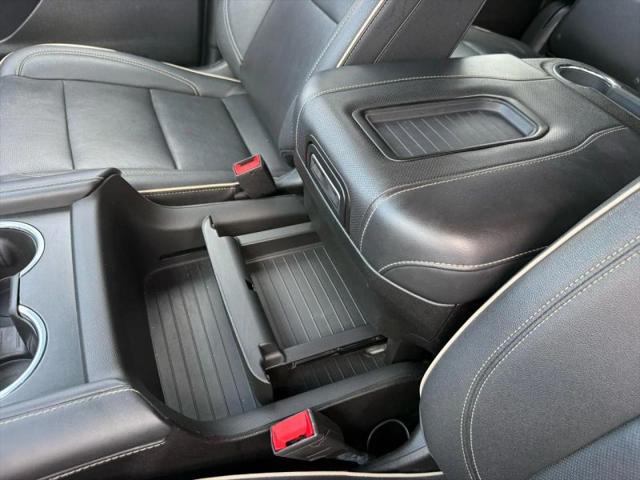 2023 Chevrolet Suburban 4WD Premier