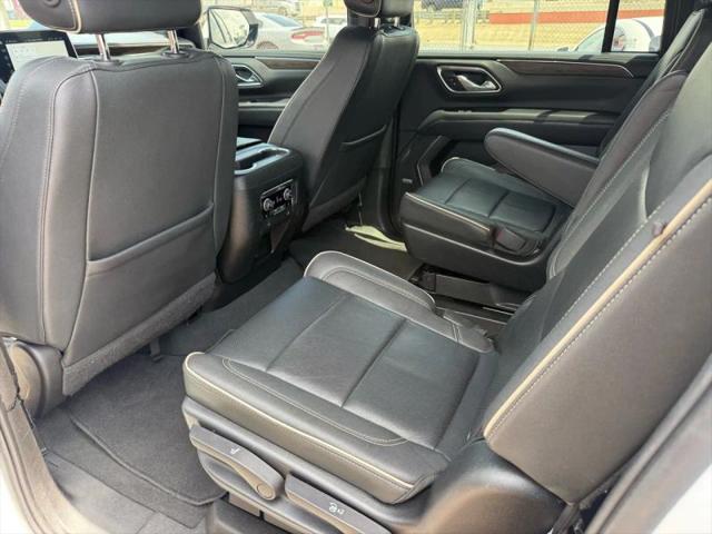 2023 Chevrolet Suburban 4WD Premier