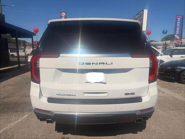 2025 GMC Yukon 4WD Denali