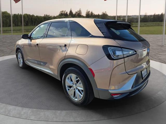 2022 Hyundai NEXO Blue