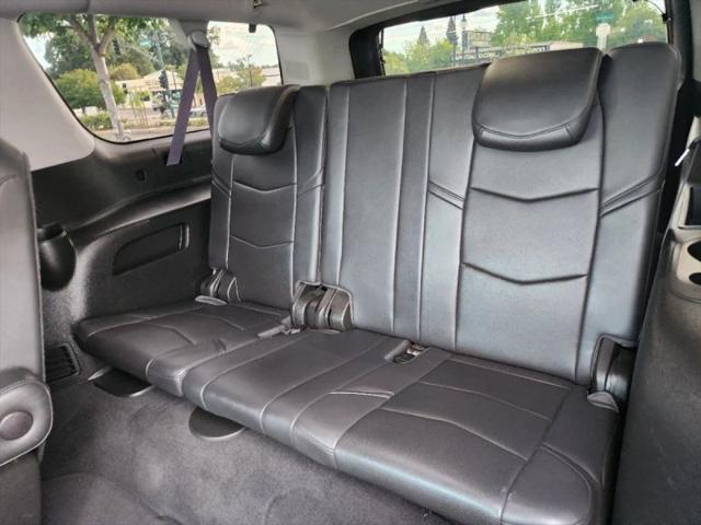 2017 Cadillac Escalade ESV Premium Luxury