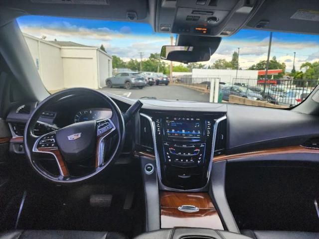 2017 Cadillac Escalade ESV Premium Luxury