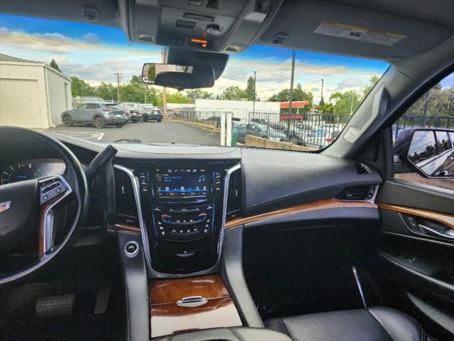 2017 Cadillac Escalade ESV Premium Luxury