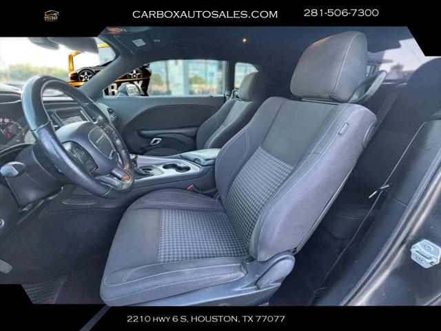 2019 Dodge Challenger SXT