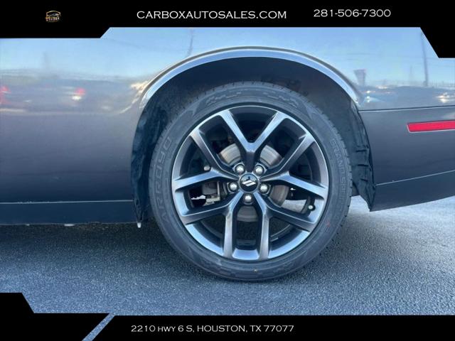 2019 Dodge Challenger SXT