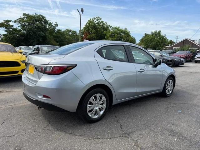 2020 Toyota Yaris L