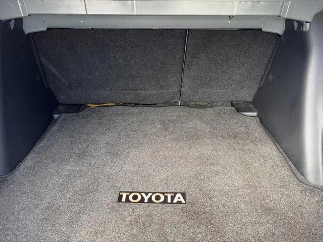 2020 Toyota Yaris L