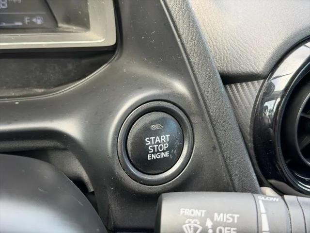 2020 Toyota Yaris L