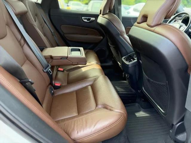 2019 Volvo XC60 T5 Inscription