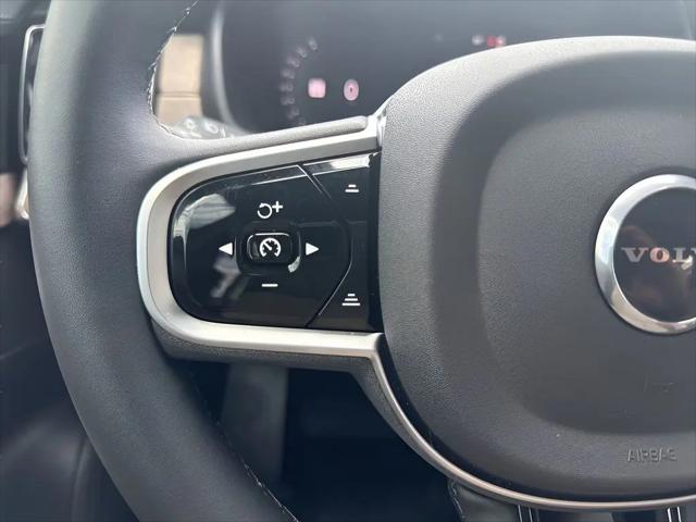 2026 Volvo XC90 Plus, B6 AWD Gas (mild hybrid), Gasoline, Bright, 7 Seats