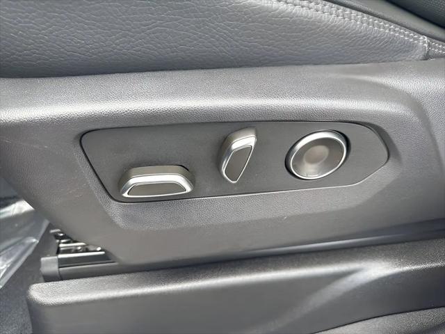 2025 GMC Yukon XL 4WD Denali