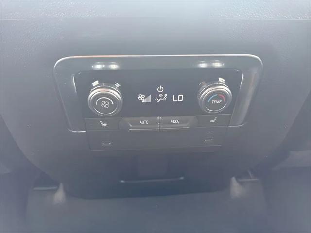 2025 GMC Yukon XL 4WD Denali