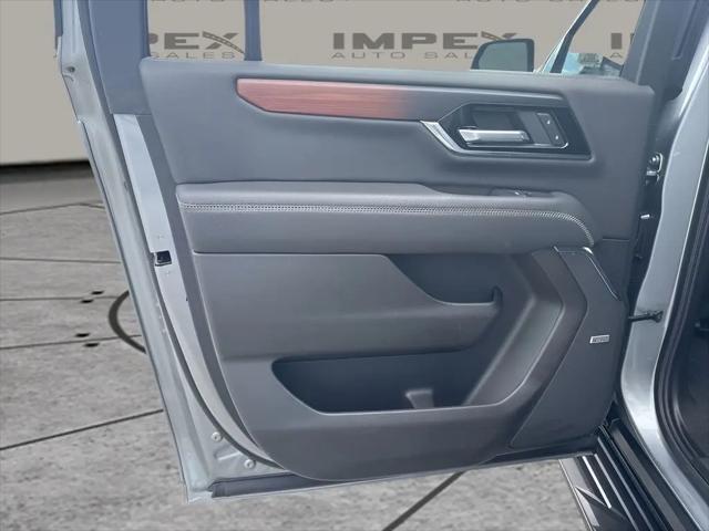 2025 GMC Yukon XL 4WD Denali