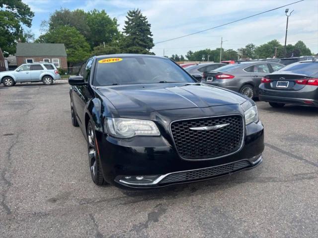 2016 Chrysler 300 300S for sale in Lincoln Park, MI