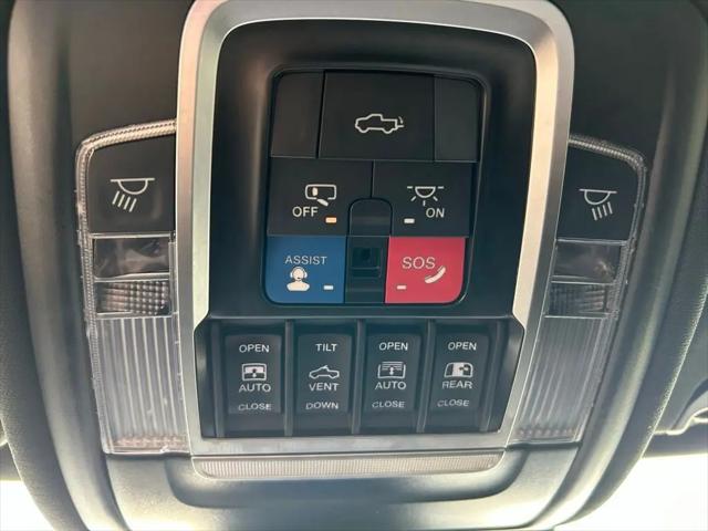 2023 Ram 1500 Laramie Crew Cab 4x2 5'7" Box