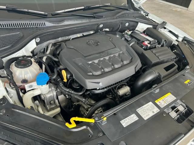 2022 Volkswagen Passat 2.0T SE