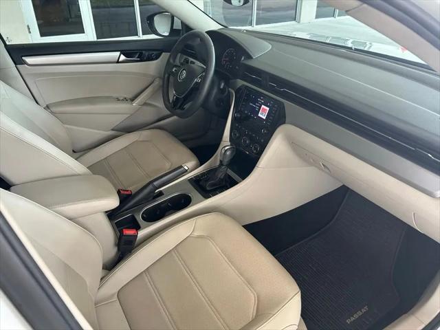 2022 Volkswagen Passat 2.0T SE