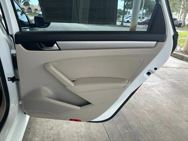 2022 Volkswagen Passat 2.0T SE