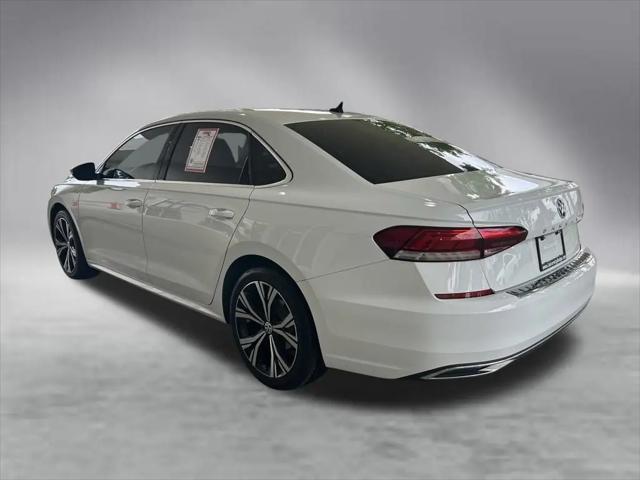 2022 Volkswagen Passat 2.0T SE