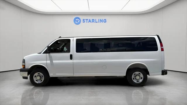 2025 Chevrolet Express Passenger RWD 3500 Extended Wheelbase LT