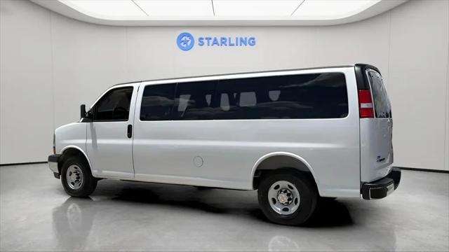 2025 Chevrolet Express Passenger RWD 3500 Extended Wheelbase LT