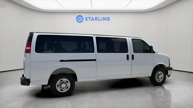 2025 Chevrolet Express Passenger RWD 3500 Extended Wheelbase LT