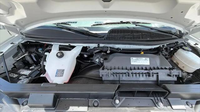 2025 Chevrolet Express Passenger RWD 3500 Extended Wheelbase LT