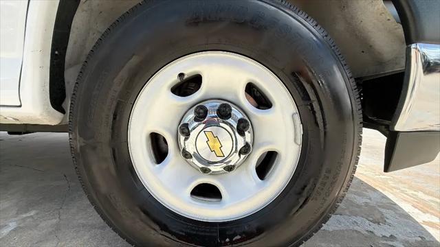 2025 Chevrolet Express Passenger RWD 3500 Extended Wheelbase LT