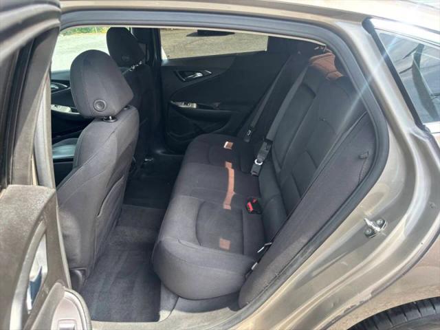 2022 Chevrolet Malibu FWD LT