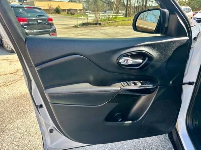 2021 Jeep Cherokee Altitude FWD